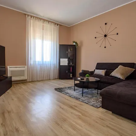 Apartman Frane *